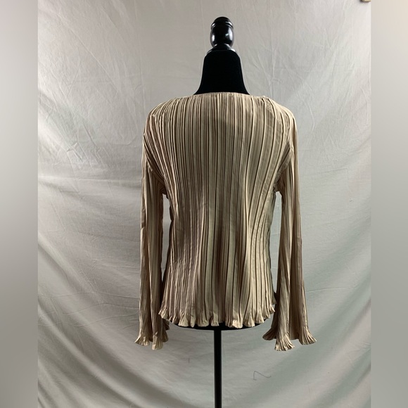 Gold Pleated Bell Sleeve Blouse - Picture 10 of 10
